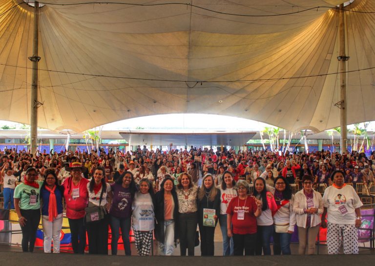 Encontro Latino-Americano reúne mil mulheres de 11 países