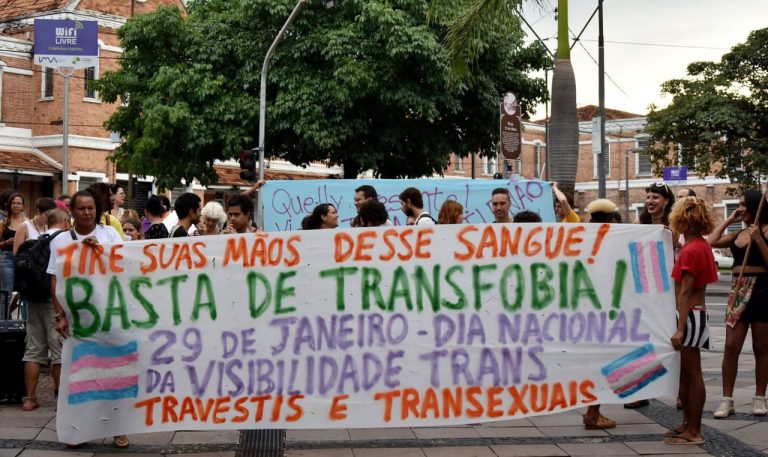Lutar contra a transfobia é lutar contra o capitalismo