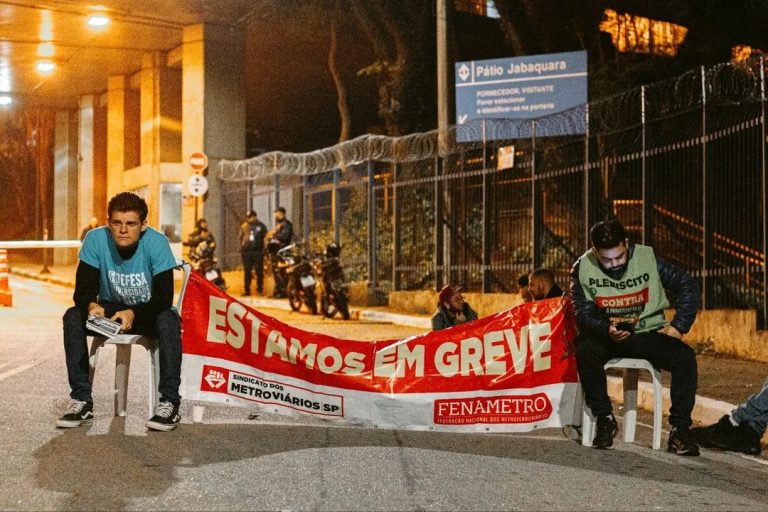 Trabalhadores realizam greve unificada contra privatizações do governo de São Paulo