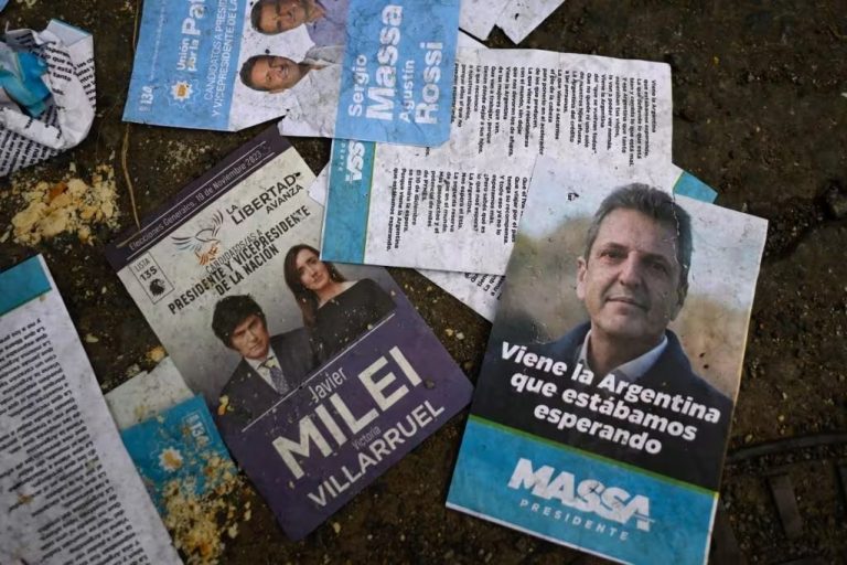 Em eleições esvaziadas, candidato fascista vence eleição na Argentina