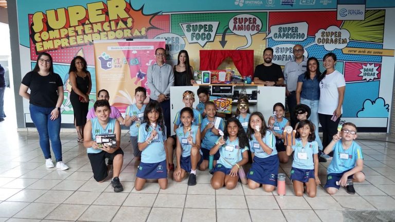 Cine Baú leva cinema e literatura para mais de 5 mil alunos da Rede Municipal de Ipatinga