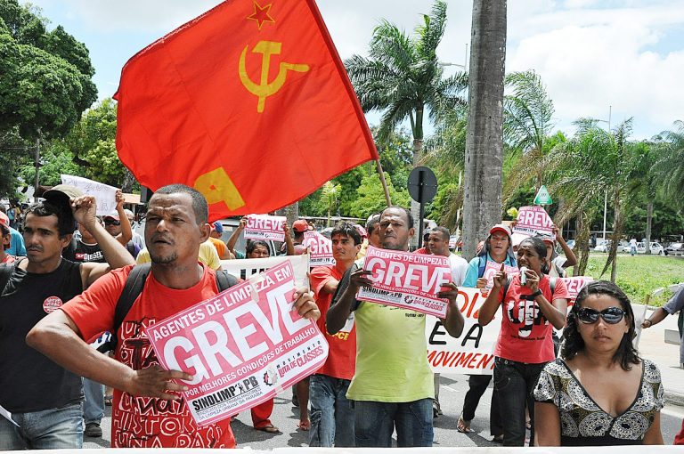 A luta dos trabalhadores brasileiros para mudar a sociedade