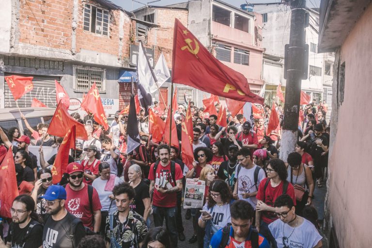 No Brasil e no mundo, classe trabalhadora sai às ruas contra a exploração no 1º de Maio