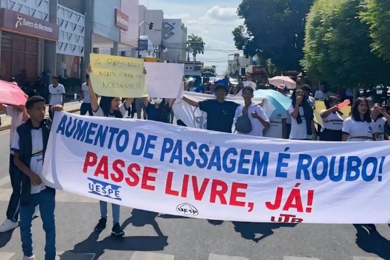 A mobilização estudantil da UESP na luta pelo passe livre em Petrolina