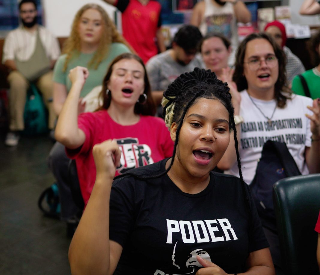 Mulher, organize-se na UP! (Foto: Felipe Paiva)