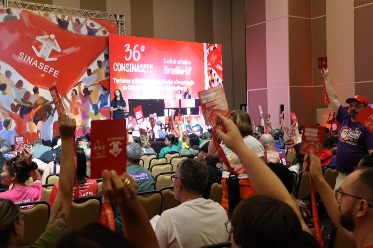 Bancada do MLC teve participação protagonista no último congresso do Sinasefe. Foto: Sinasefe