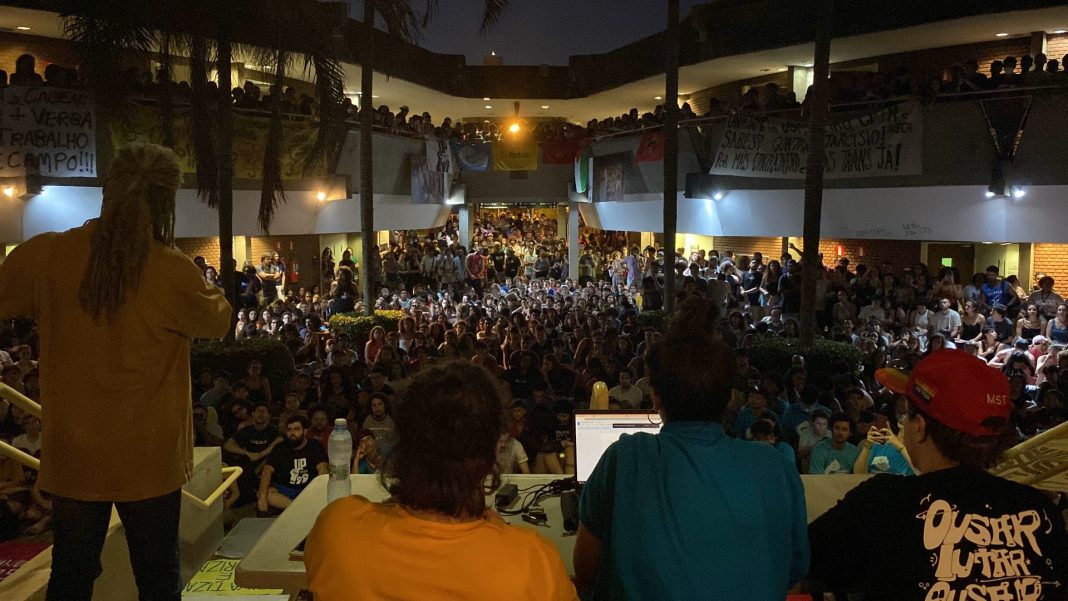 Luta do movimento estudantil paulista pode barrar nova tentativa de cobrar mensalidades nas universidades públicas do estado. Foto: UJR