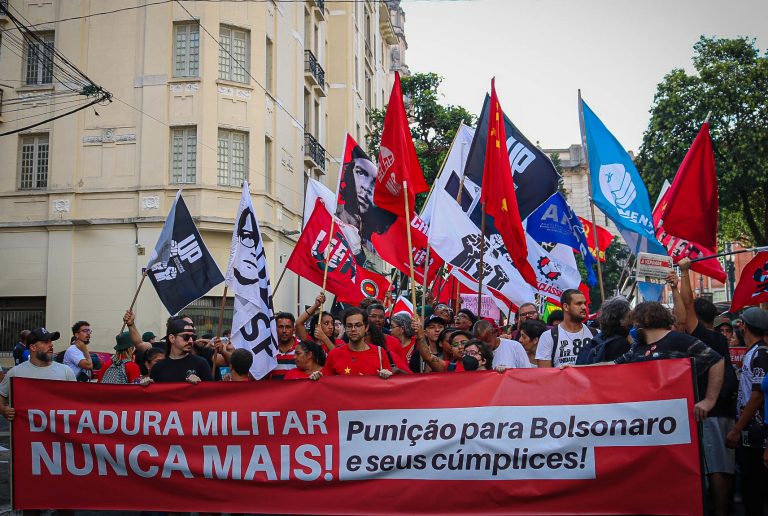 Bolsonaro e generais são indiciados pela PF por tentativa de golpe de estado