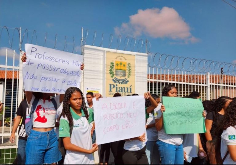 Mobilização de estudantes de Teresina conquista o afastamento de assediadores da escola