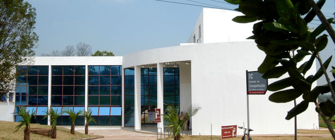 Professor que colaborou com tentativa de golpe dá aula no Instituto de Comunicação da Unicamp. Foto: IC/Unicamp