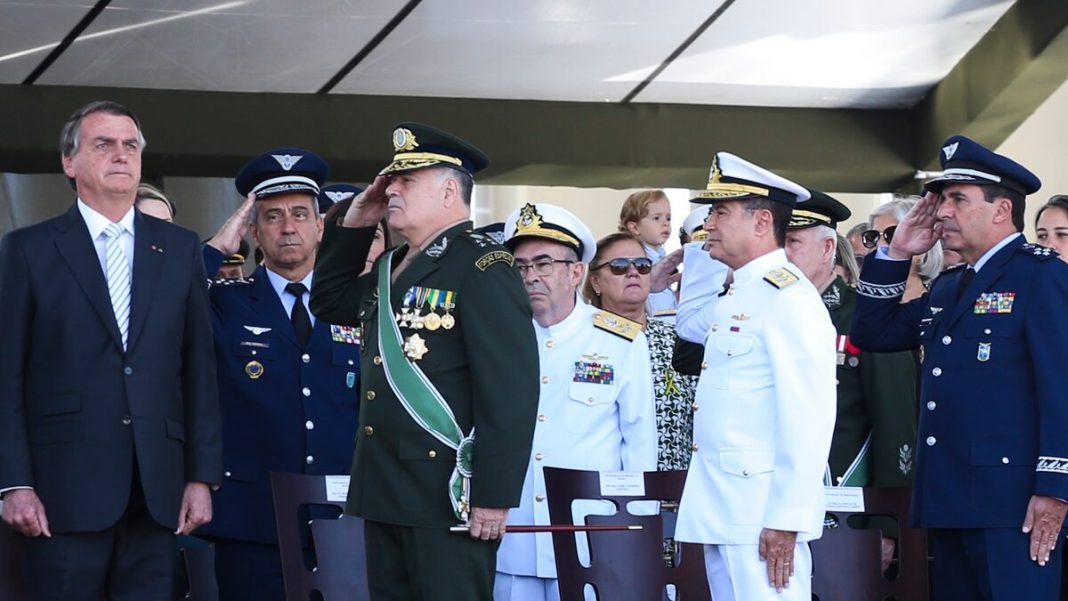 Alto Comando das Forças Armadas se reuniu para conspirar pelo golpe no Brasil.