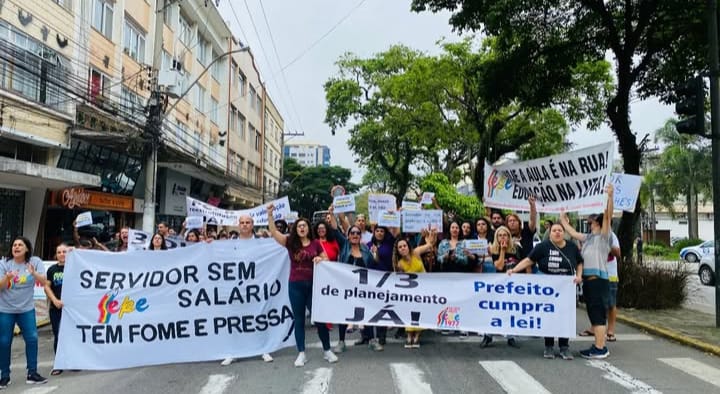 Servidores de Teresópolis (RJ) lutam pelo pagamento do 13º salário de 2024