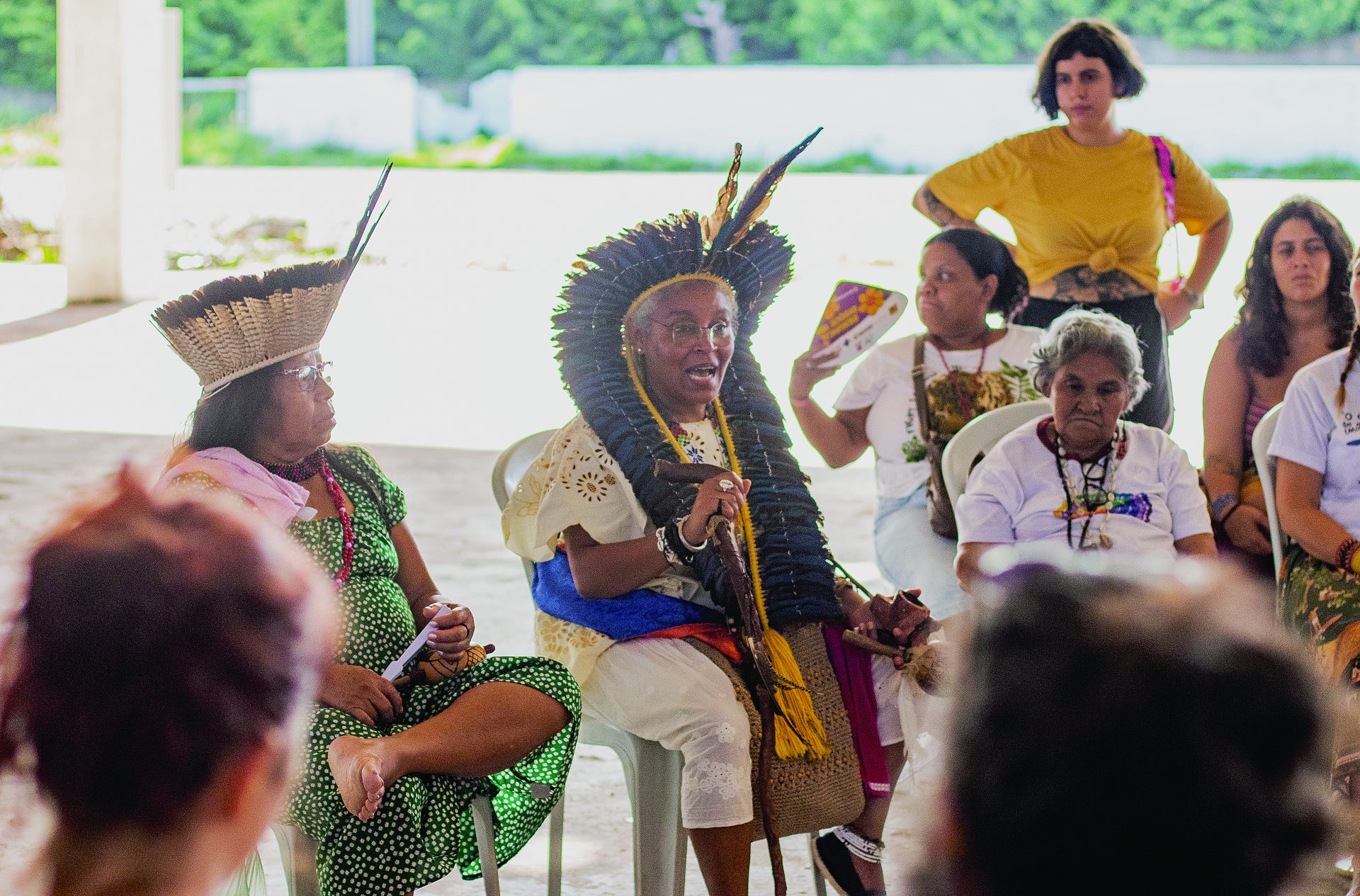 Em espaços como a Jornada Agroecológica da Teia dos Povos, populações originárias se articulam para defender comunidades. Foto: Luiza Pueiras (JAV/MG)