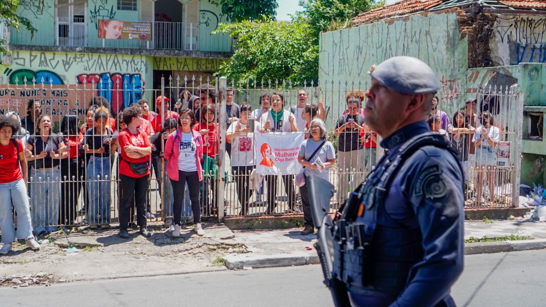 Mulheres organizadas contra violência sofrem repressão da polícia no Alto Tietê. Foto: Pedro Baskia.
