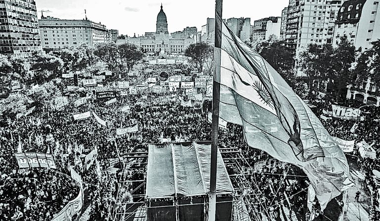 Aumenta a resistência popular contra as políticas de Milei na Argentina