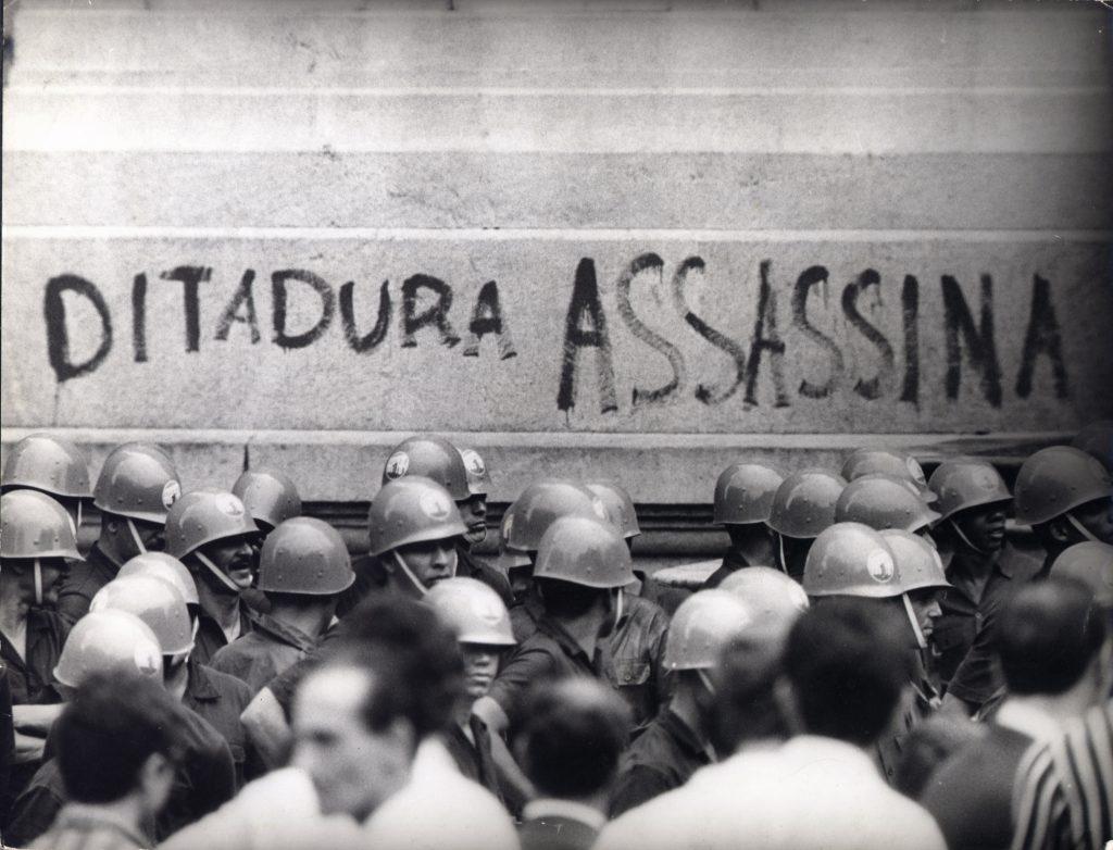 Manifestação no RJ na época da ditadura.