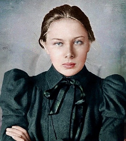 Krupskaya: Revolucionária, educadora e um exemplo de luta em toda sua vida.