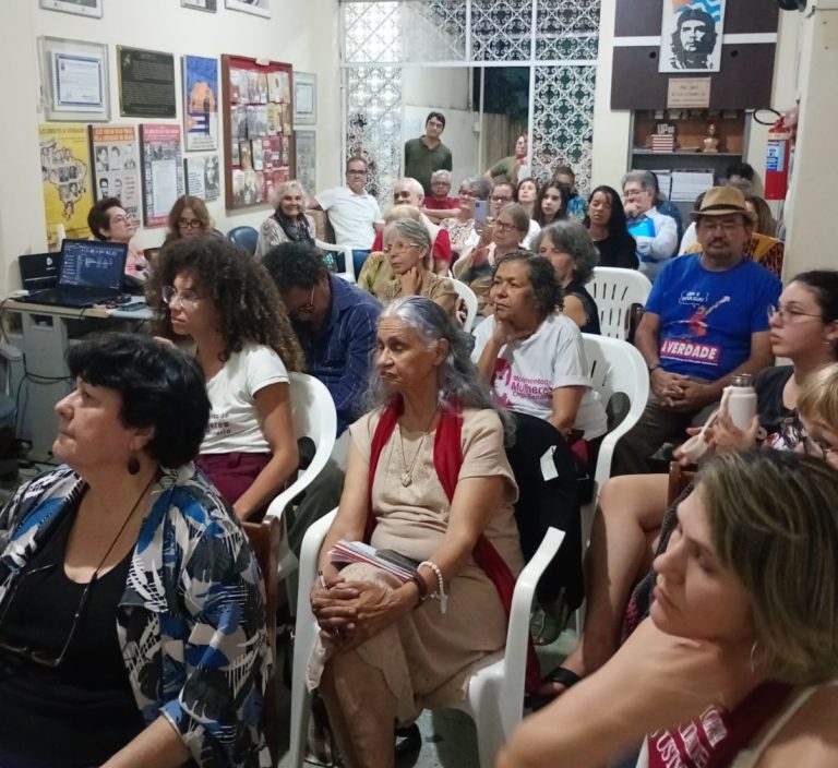 CCML recebe ex-presas políticas para debate em Recife