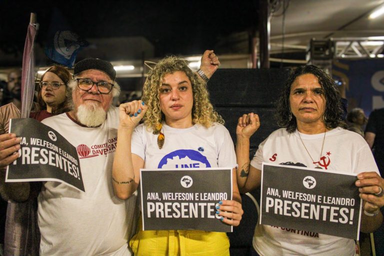 Abertura do 60º CONUNE é marcada por homenagens a Welfesom, Leandro e Ana Letícia