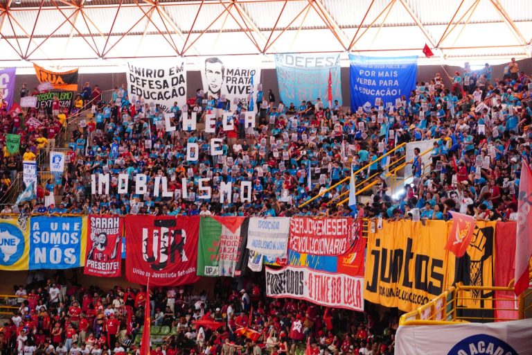 Movimento Correnteza se consolida como a força que mais cresce na UNE