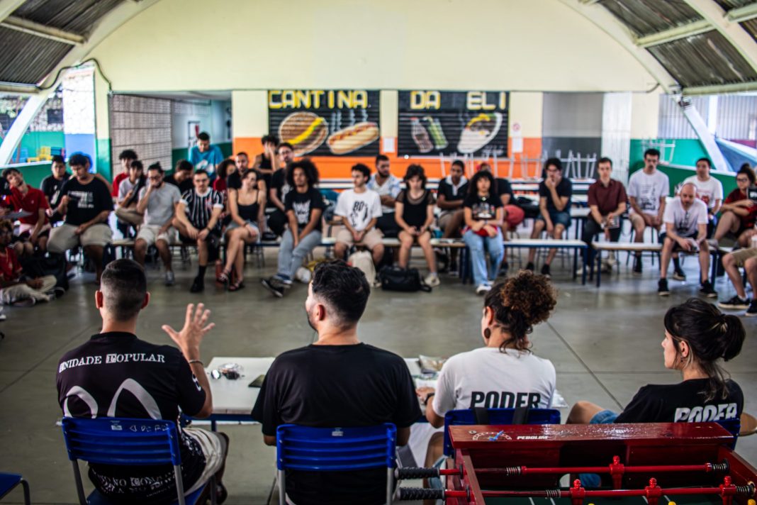FORMAÇÃO. Plenária da UP numa das regionais de São Paulo. Foto: Gustavo Ferraz (JAV/SP)