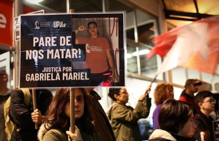 Movimento de Mulheres Olga Benário em manifestação exigindo justiça por Gabriela Mariel. Foto: Artur Luz/Jornal A Verdade