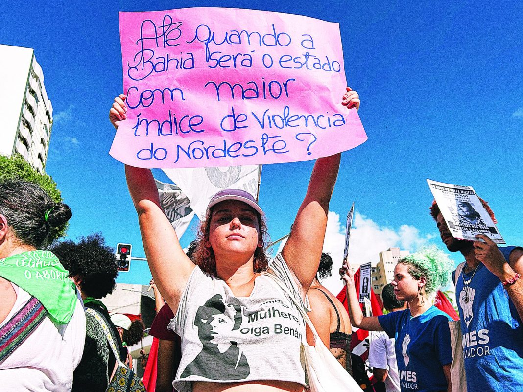 AGOSTO LILÁS. Ato em Salvador contra a violência às mulheres. Foto: Isabella Tanajura (JAV/BA)