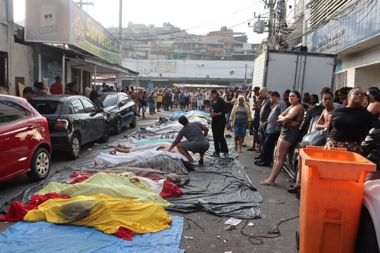 Governo do Rio promove maior chacina policial da história do Brasil