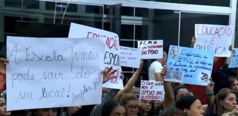 Sindicato luta contra a ameaça de fechamento de escola pública em Uberaba
