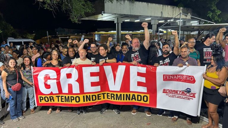 Metroviários de Recife entram em greve na luta contra a privatização