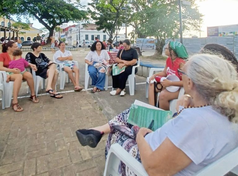 Desenvolver as lutas em cada território e no dia 25 de Novembro