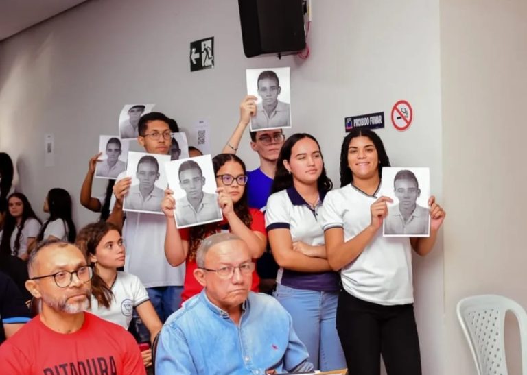 Estudantes denunciam autoritarismo da gestão do Instituto Vivaldo Pereira e conquistam sala do Grêmio Estudantil Emmanuel Bezerra em Currais Novos (RN)