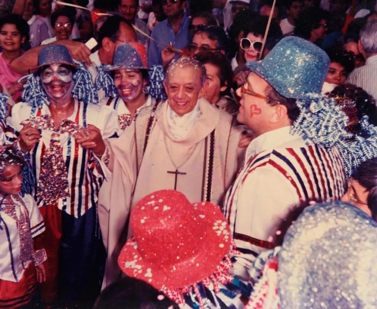 Dom Helder Câmara: “Carnaval é a alegria do povo”.