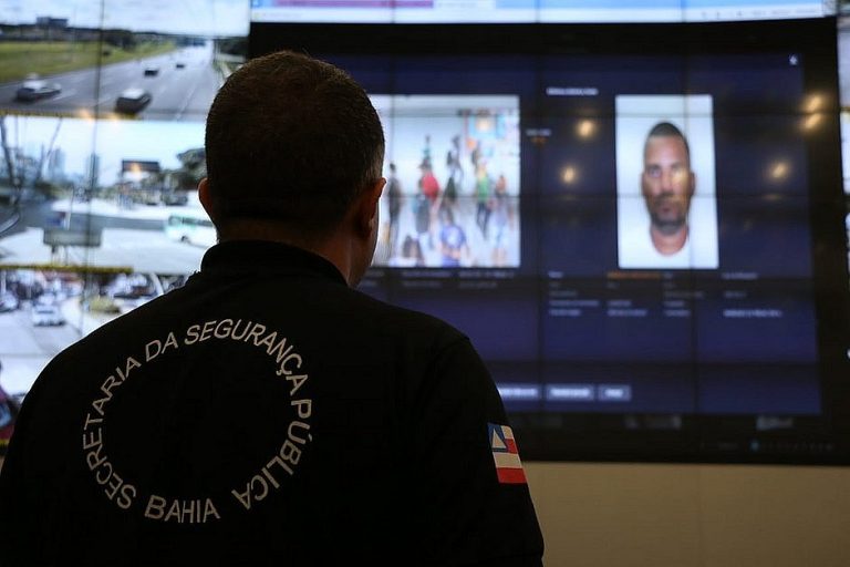 Reconhecimento facial é arma de perseguição contra jovens negros