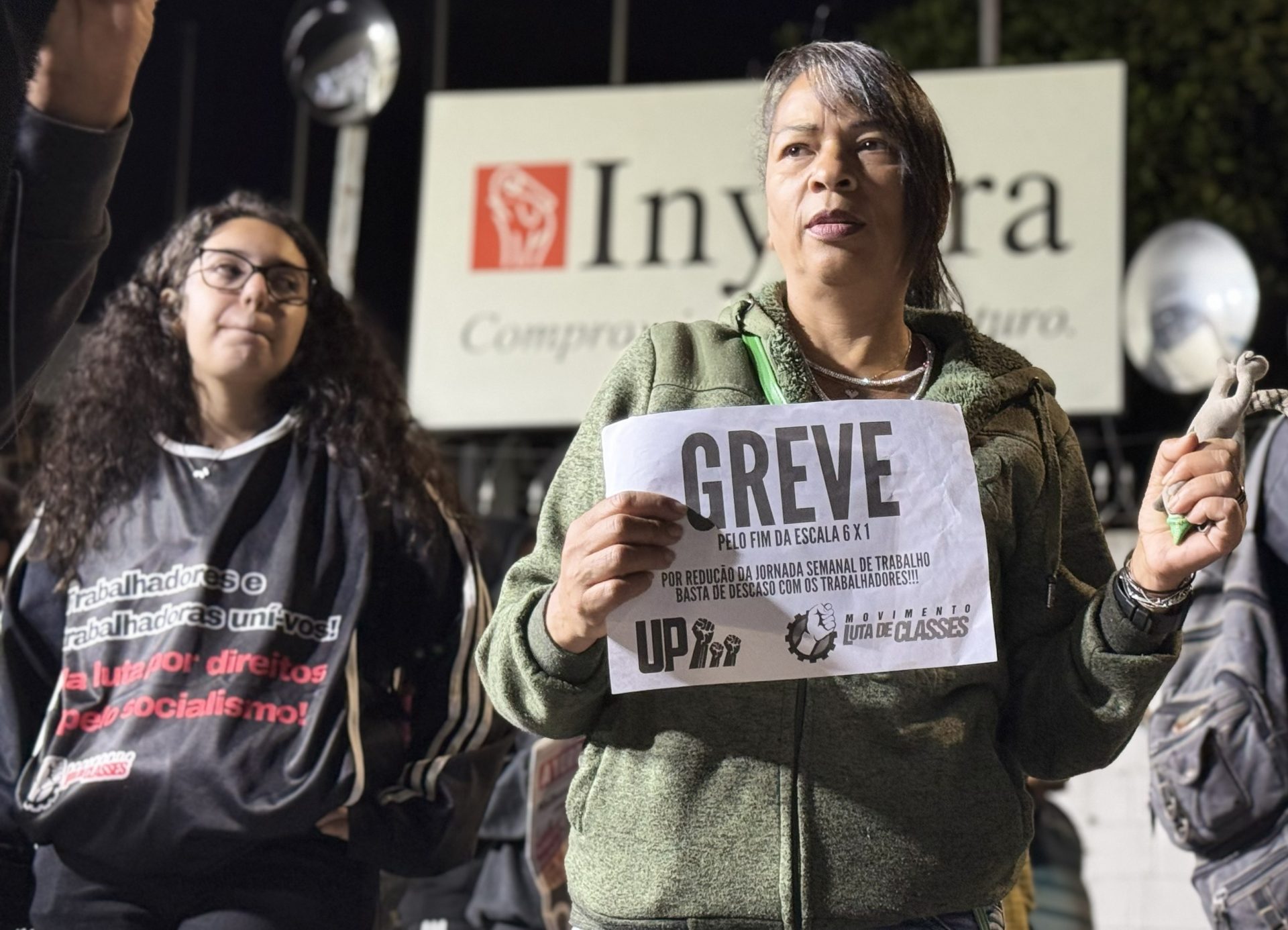 Trabalhadores lutam nas ruas contra a escala 6x1 (Foto: Victor Gabriel, Jornal a Verdade)