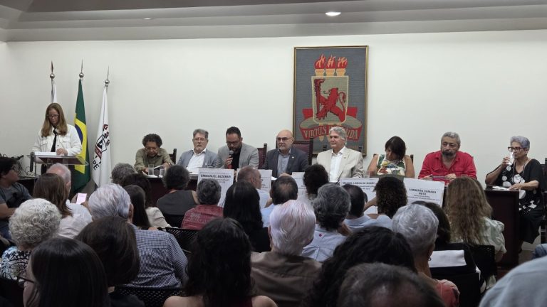 Ao menos 649 pessoas na UFPE foram alvos da ditadura militar, aponta estudo inédito