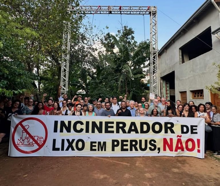 Trabalhadores e movimentos sociais lutar contra incinerador de lixo em Perus (Foto: Jornal A Verdade)