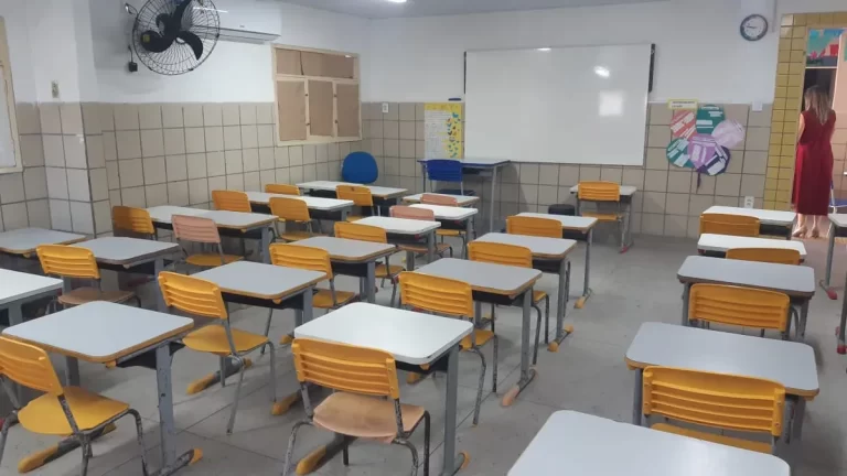 1 em cada 4 meninas estudantes sentem que a vida não vale a pena